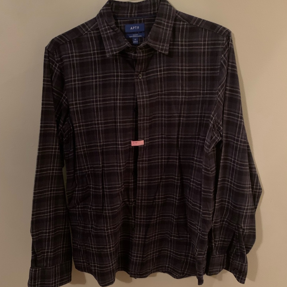 APT.9 men’s size M button-down flannel.